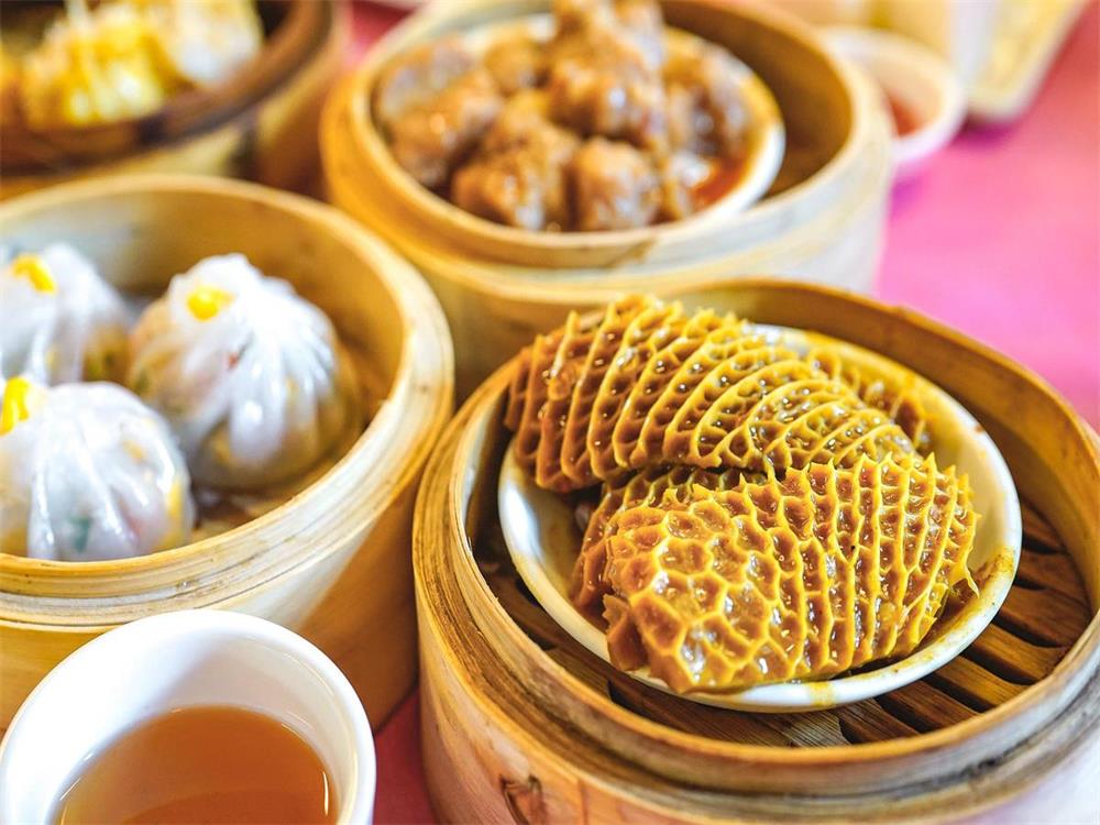 Guangzhou: Tasting the culture of morning tea and experiencing the combination of technology and culture