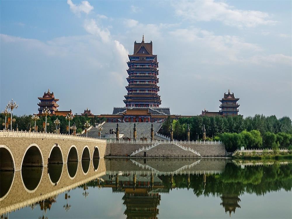 Ningxia: Desert, Yellow River, Goji Berry Garden, Experience Western Xia Culture, Taste Hui Cuisine